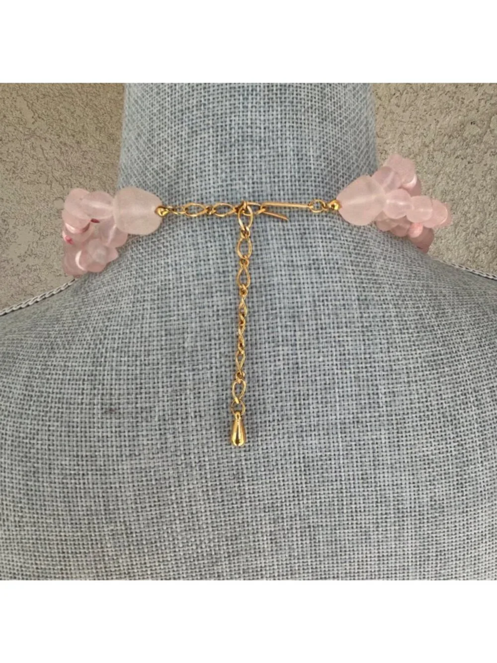 Vintage Avon Frosted Pink Lucite‎ Beaded 3-Strand Choker Statement Necklace